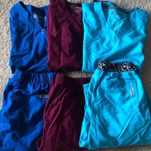 ***SOLD****Greys Anatomy scrub bundle